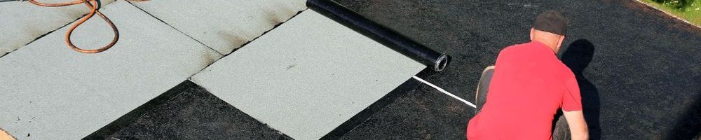 Bitumen dak geplaatst door dakdekker in Strijen